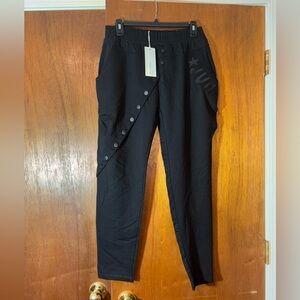 MEGI Black Sweatpants with Tapered Leg